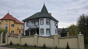 с.Великий Кучурів (г. Черновцы, Садгорский район) - Продається будинок, 180000 $ - АФНУ