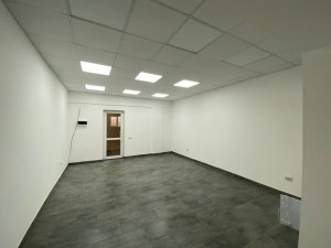 ул. Львовская, 102 (г. Луцк) - Продається торгівельний майданчик, 25000 $ - АФНУ