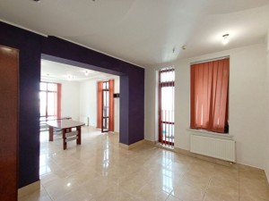 Проскурівська, 45 (г. Хмельницкий) - Здається офіс, 7000 грн. - АФНУ