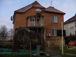 ул.Шевченко (с. Счастливое, Бориспольский район, Центр) - Продається будинок, 1200000 $ - АФНУ