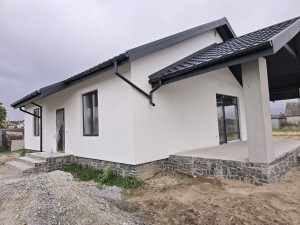Спортивна (с. Тетеровка, Житомирский район) - Продається будинок, 100000 $ - АФНУ