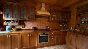 Полумистий (с. Микуличин, г. Яремча) - Продається будинок, 650000 $ - АФНУ