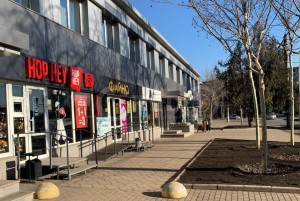 Соборності (г. Кривой Рог, Долгинцевский район) - Здається торгівельний майданчик, 500 грн. за кв.м. - АФНУ