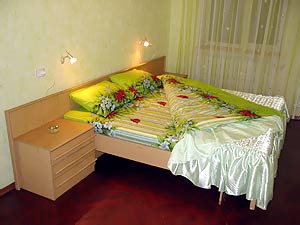 пр. Ленина, 24 (г. Харьков, Дзержинский район) - Здається подобово квартира, 400 грн. - АФНУ