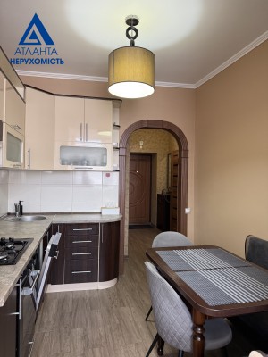 Зоряна, 14 (г. Луцк, Привокзальний) - Продається квартира, 61000 $ - АФНУ